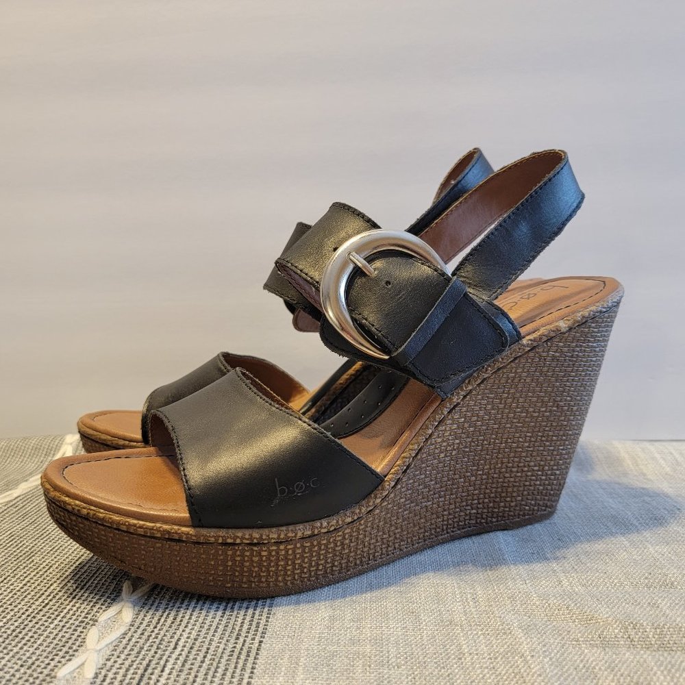 B.O.C BORN CONCEPT ALONDRA Black Leather Buckle Wedge Sandal Women's Size 10M
